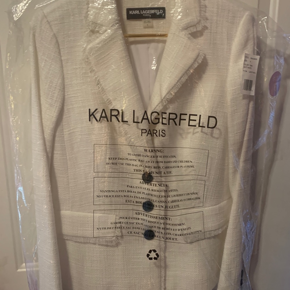 NEW LAGERFELD CREAM BLAZER 8